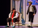 Zdjęcie 27 - "Mieszczanin szlachcicem" Amatorskiego Teatru Towarzyskiego na scenie CKiP w Kraśniku