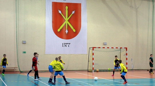 Zdjęcie 1 - Piłkarski Turniej Mikołajkowy w SP nr 5
