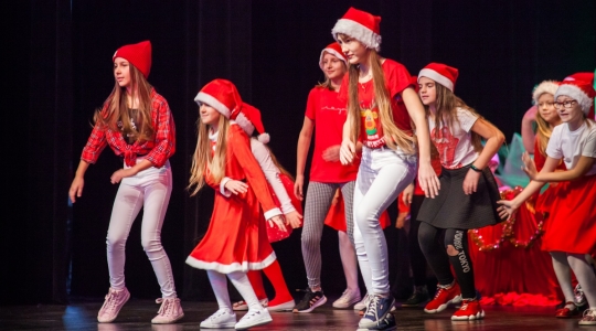 Zdjęcie 17 - mikołaj 2019