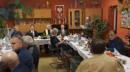 Zdjęcie 1 - Spotkanie opłatkowe Stowarzyszenia Trzeźwościowego "Uśmiech"