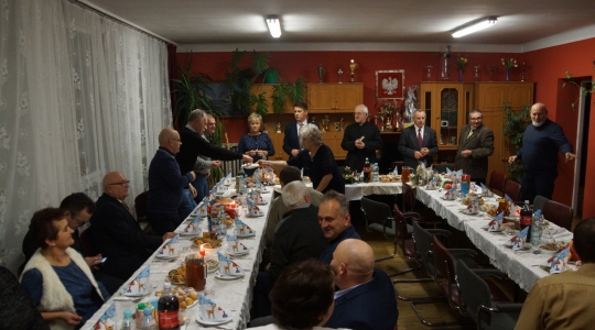 Zdjęcie 12 - Spotkanie opłatkowe Stowarzyszenia Trzeźwościowego "Uśmiech"
