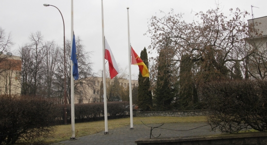 Zdjęcie - Żałoba narodowa po śmierci byłego premiera Jana Olszewskiego