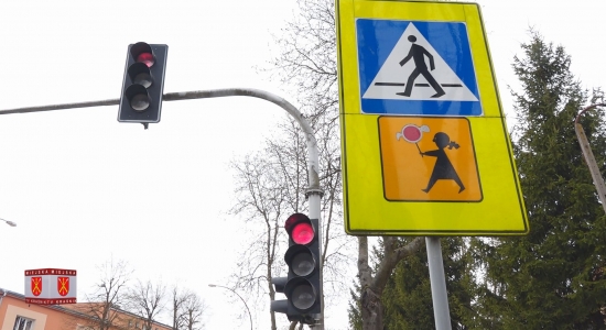 Wyłączone zostały przyciski wywołujące zielone światło dla pieszych.