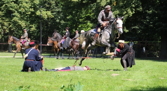 Zdjęcie - Piknik historyczny „Lance do boju, szable w dłoń,...