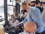 Zdjęcie - W autobusach też można rozmawiać o przyszłości miasta