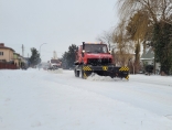 Zdjęcie - Służby drogowe walczą z atakiem zimy