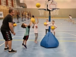 Zdjęcie - Biało-Czarni zapraszają przedszkolaków na zajęcia sportowe z elementami kos...