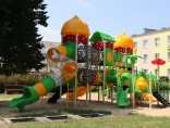 Zdjęcie - Nowe urządzenie na placu zabaw przy ul. Sikorskieg...