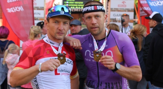 Zdjęcie - Artur Antoniuk i Marcin Skórski pokonali dystans Ironman podczas Castle Tri...
