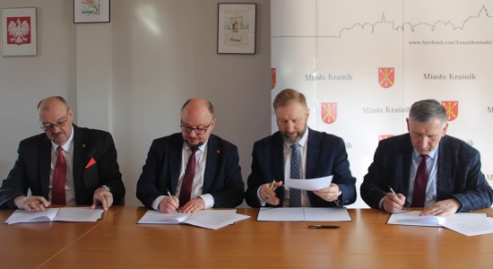 Zdjęcie - Umowa czterech samorządów w sprawie wspólnych inwe...