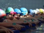 Zdjęcie - Bezpłatna nauka pływania w ramach działania "Umiem pływać"
