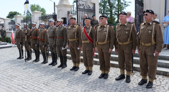 Zdjęcie - Święto 24.Pułku Ułanów - galeria z wydarzeń