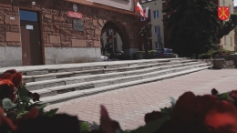 Zdjęcie - Remont schodów przy USC